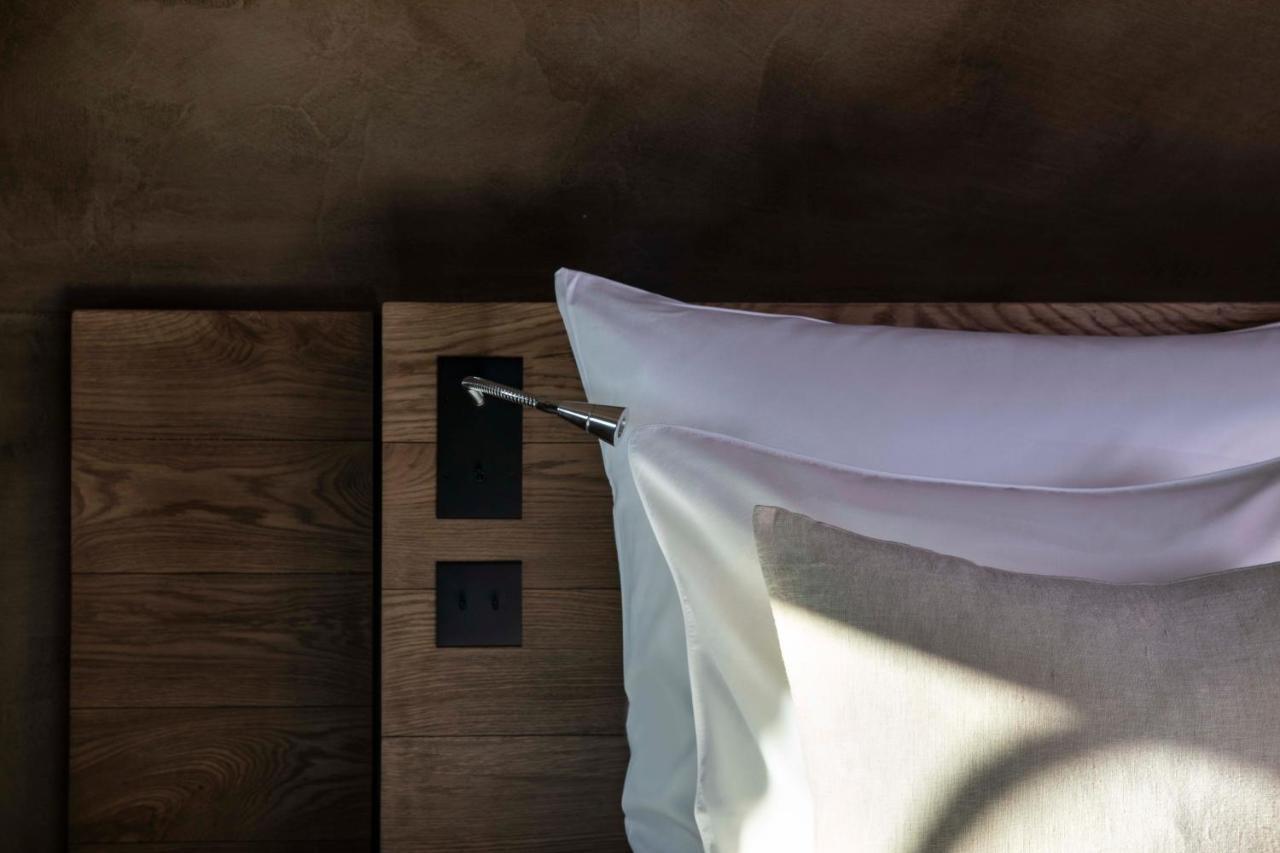 Hotel Saint-Delis - La Maison Du Peintre - Relais & Chateaux องเฟลอร์ ภายนอก รูปภาพ